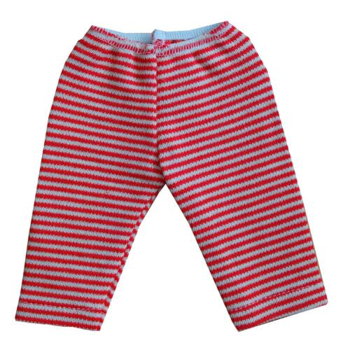 Die Leggins für Babypuppen sind rot-weiß gestreift.