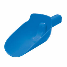 Die blaue Mehlschaufel ist perfekt zum Spielen am Strand oder im Sandkasten.