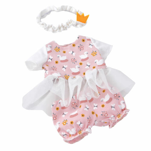 Im Set sind ein süßes Puppenkleid, eine Unterhose und ein weißes Haarband enthalten.
