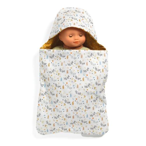 Eine Puppe liegt im Schlafsack Rabbits.
