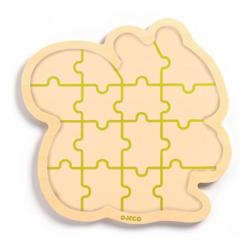 Auf der Grundplatte des Puzzle sind die Umrisse der einzelnen Puzzleteile als Hilfe aufgedruckt.
