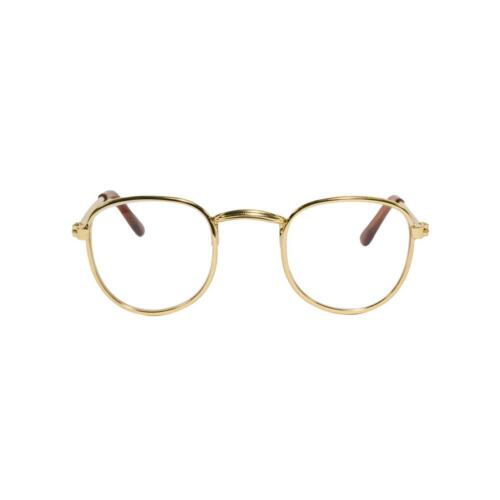 Die Puppenbrille hat einen Rahmen aus Metall.