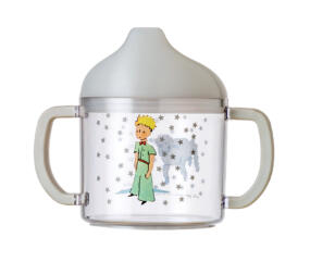 Die Trinklerntasse ist mit einem Bild aus der Geschichte Der kleine Prinz verziert.