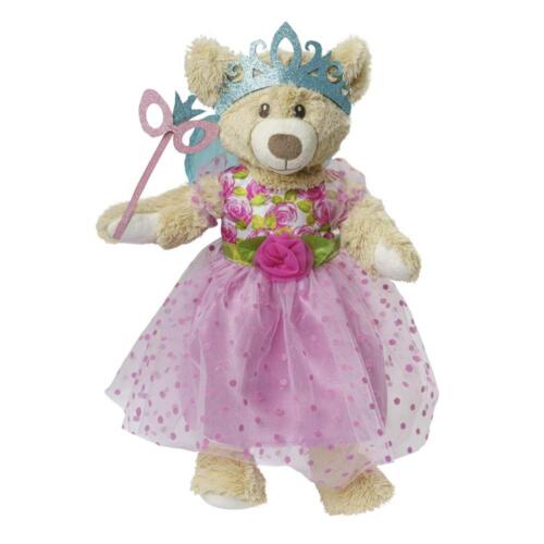 Ein Teddybär trägt das Puppenkleid "Prinzessin Lillifee" mit Glitzerkrone und Augenmaske.
